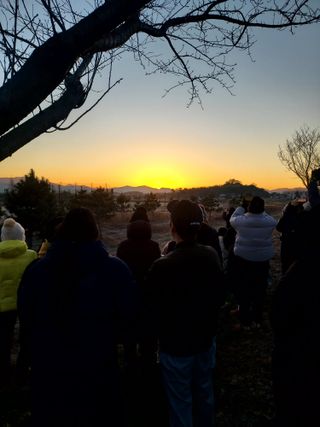 만당사님의 2025년 새해 일출 보셨나요? · 참여글 작성글 사진