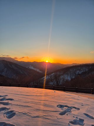 박명서님의 2025년 새해 일출 보셨나요? · 참여글 작성글 사진
