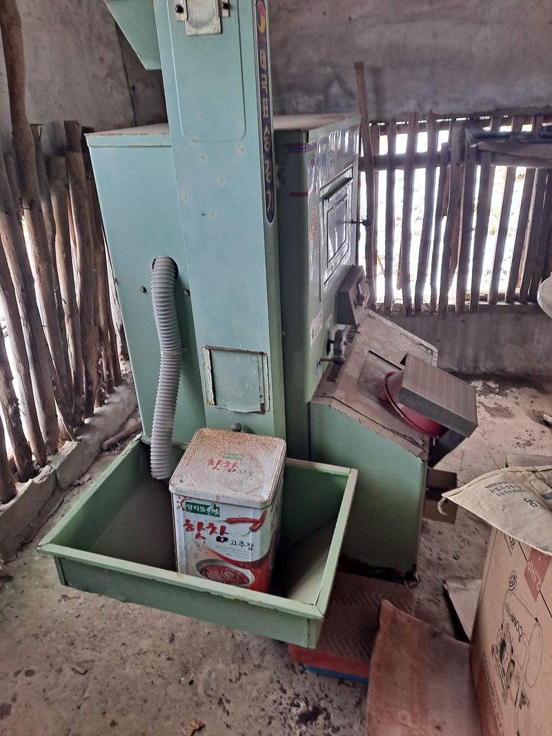 두릅나무16130님의 장터 판매 상품 [벼   탈곡기팝니다] 첨부 사진