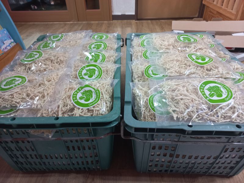 농민님의 장터 판매 상품 [무말랭이 150g에  5.000원   가을무우로만 만드려요 생무우가격보다 말린게 싸요] 첨부 사진