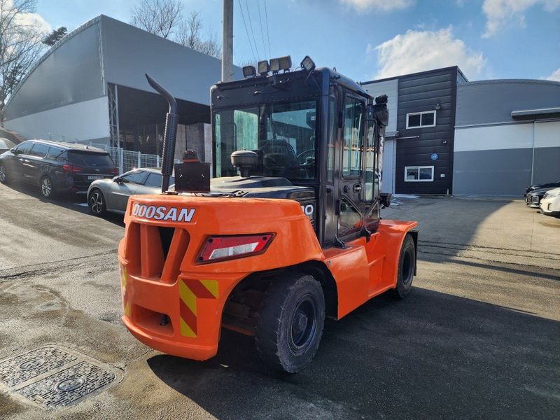 한효진님의 장터 판매 상품 [두산 7톤 자동발 디젤 중고지게차 ] 첨부 사진