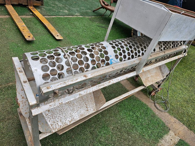 최도윤(중고농기계)님의 장터 판매 상품 [사과대추,알밤 선별기 판매합니다.] 첨부 사진