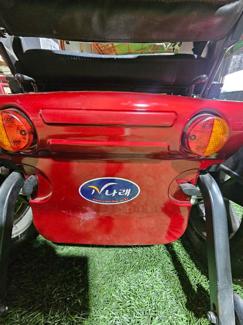 최도윤(중고농기계)님의 장터 판매 상품 [나래 전동 휠체어 판매합니다.] 첨부 사진