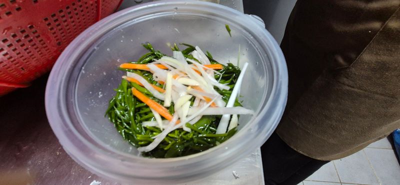 김진국님의 장터 판매 상품 [완도 25년 햇 원초로 만든 다시마 장아찌,톳 장아찌 500g] 첨부 사진