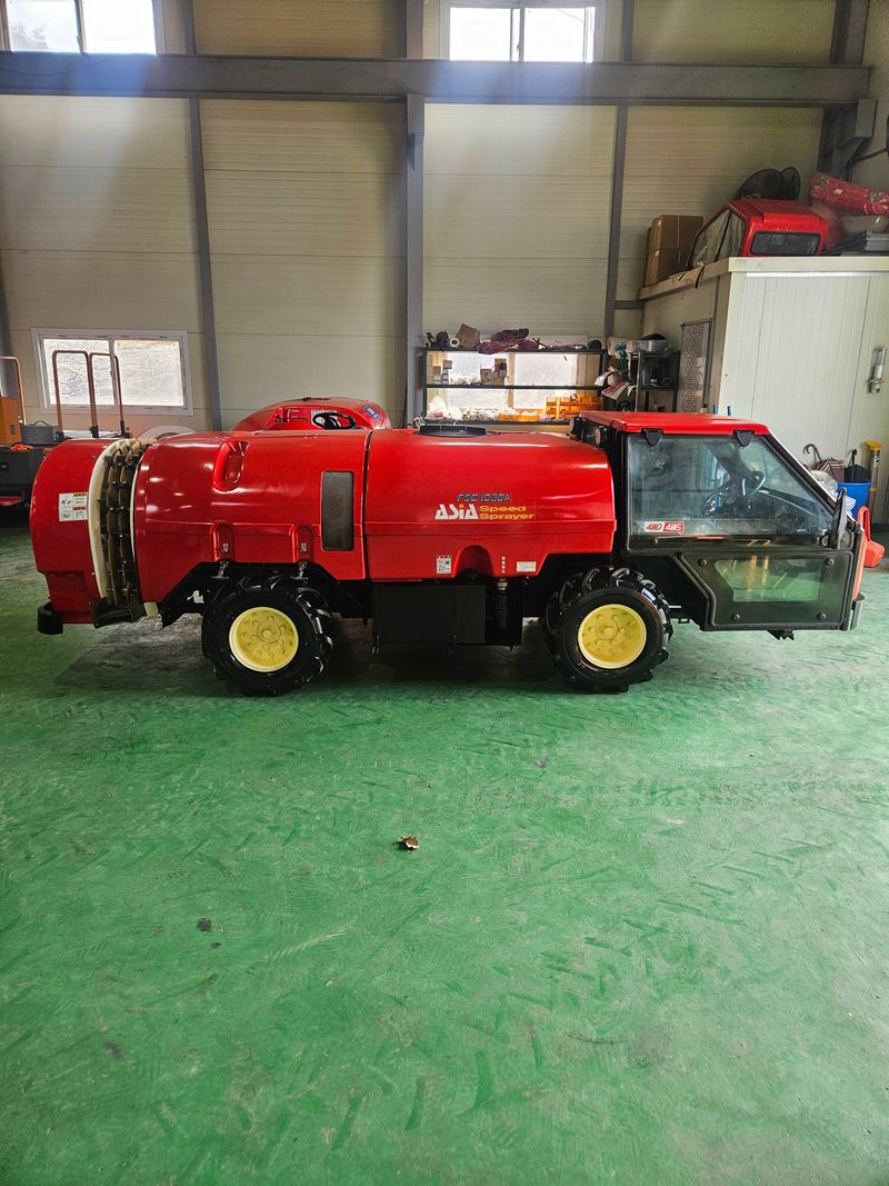 신지안님의 장터 판매 상품 [아세아1000리터 캐빈형ss기 판매합니다] 첨부 사진