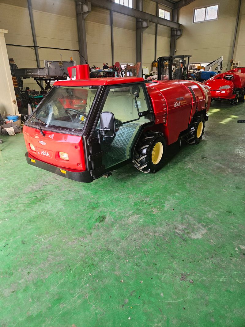 신지안님의 장터 판매 상품 [아세아1000리터 캐빈형ss기 판매합니다] 첨부 사진