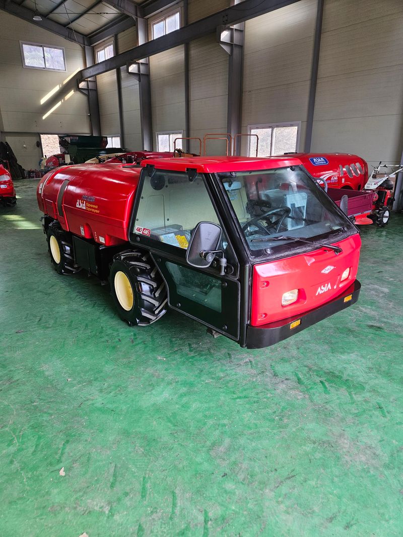 신지안님의 장터 판매 상품 [아세아1000리터 캐빈형ss기 판매합니다] 첨부 사진