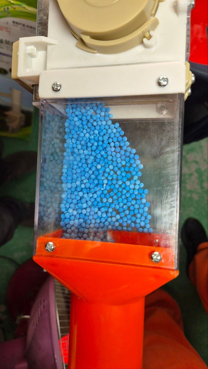 전순덕.동신유통님의 장터 판매 상품 [무.배추.깨 파종기] 첨부 사진