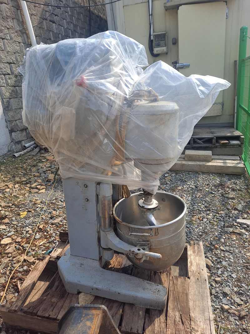 장터 상품 [빵  까배기등등 밀가루반죽기팝니다] 썸네일