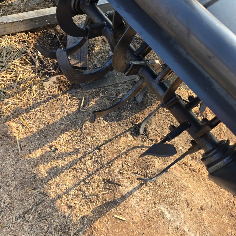 김문규님의 장터 판매 상품 [대동경운기용  10 마력 로타리 쌍채인] 첨부 사진