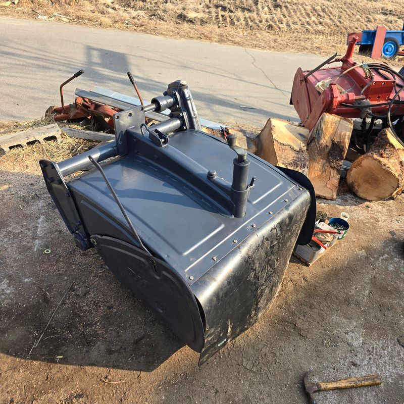 김문규님의 장터 판매 상품 [대동경운기용  10 마력 로타리 쌍채인] 첨부 사진