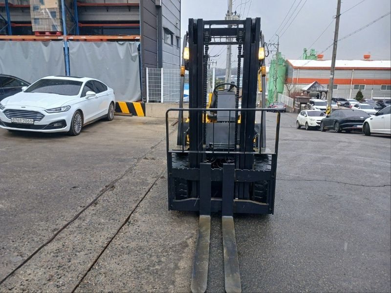 한효진님의 장터 판매 상품 [두산 노랭이 3톤 디젤 중고지게차 순정엔진] 첨부 사진