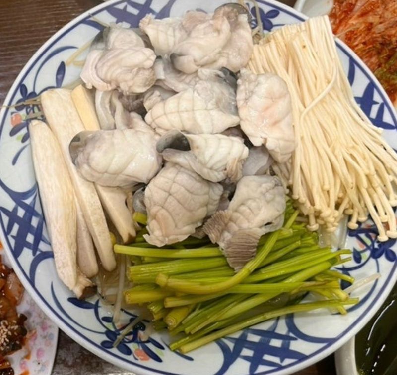 김진국님의 장터 판매 상품 [국내 자연산 복어(참복,밀복) 손질후 500g단위 2팩(1kg 실중량)] 첨부 사진