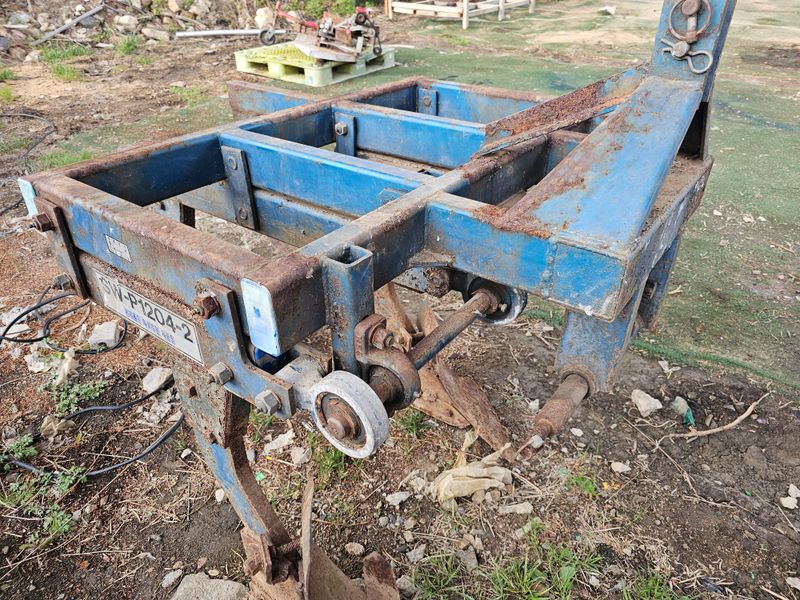 최도윤(중고농기계)님의 장터 판매 상품 [세웅 4련 진동평쟁기 판매합니다. ] 첨부 사진