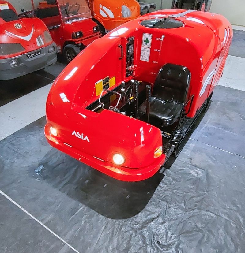 최성훈 님의 장터 판매 상품 [아세아 500리터 궤도형 ss기 약차및 운반차겸용 팝니다 ] 첨부 사진