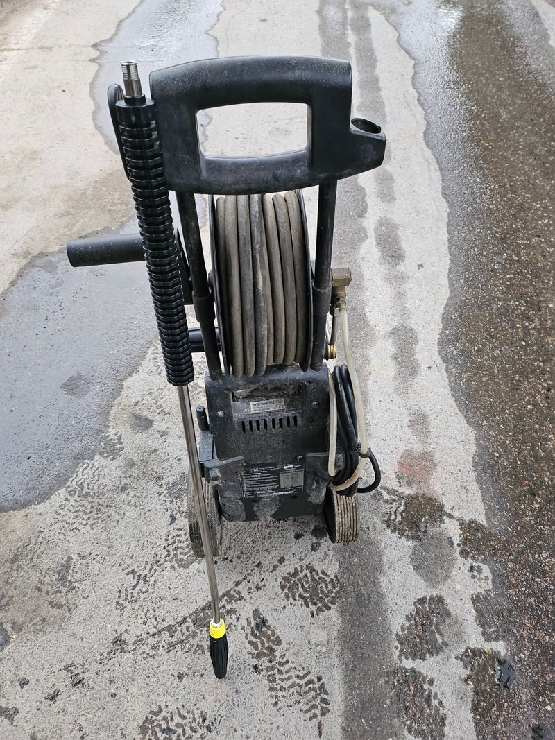 PJW3232님의 장터 판매 상품 [크란즐 고압세척기 (중고A급)] 첨부 사진