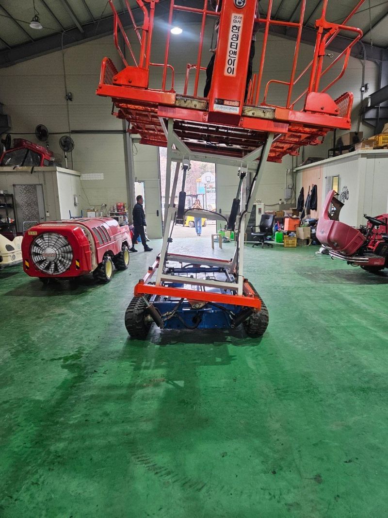 신지안님의 장터 판매 상품 [한성고소작업차 판매합니다] 첨부 사진