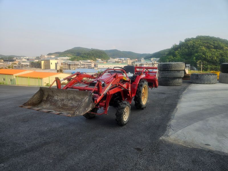김환성님의 장터 판매 상품 [로더장착 소형미니트렉터 얀마 F175(17마력)] 첨부 사진