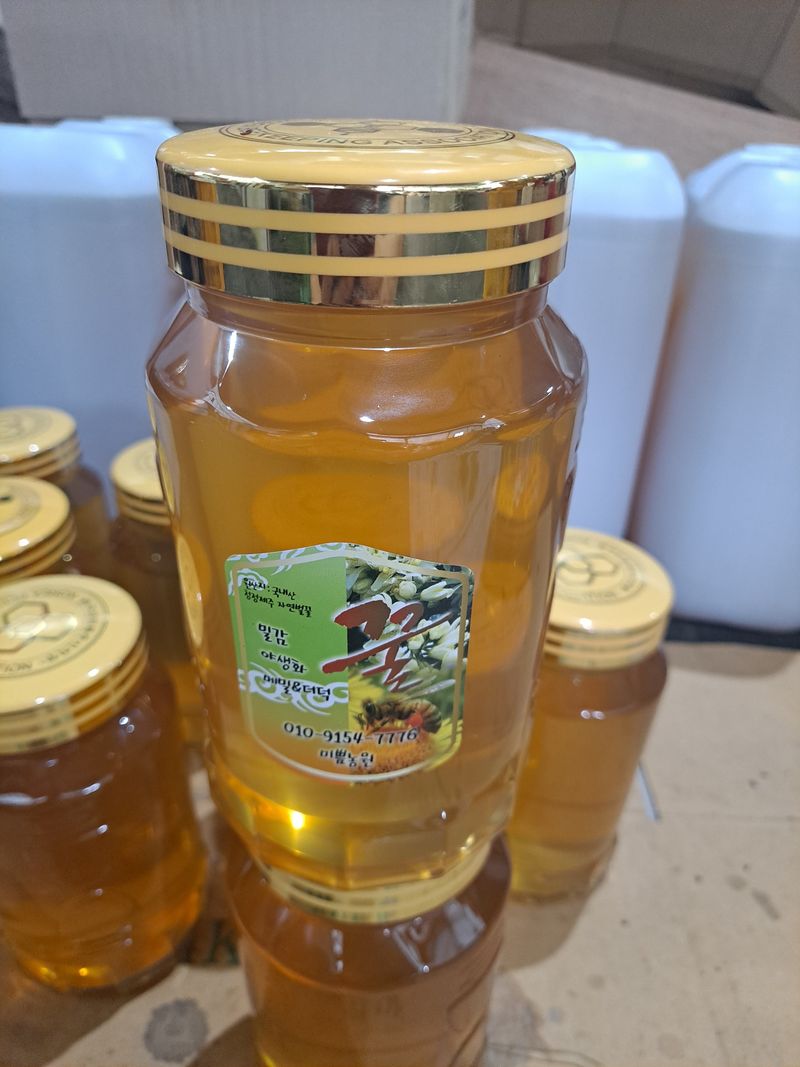 미쁨농원 님의 장터 판매 상품 [한라산  중턱에서 얻은 귀한 종낭꿀로 건강을 챙겨보세요. (종낭꿀,메밀꿀)] 첨부 사진