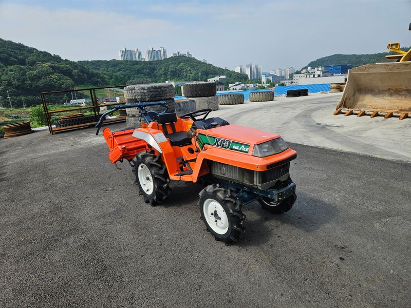 김환성님의 장터 판매 상품 [소형미니트렉터 구보다 XB-1 (12마력)] 첨부 사진