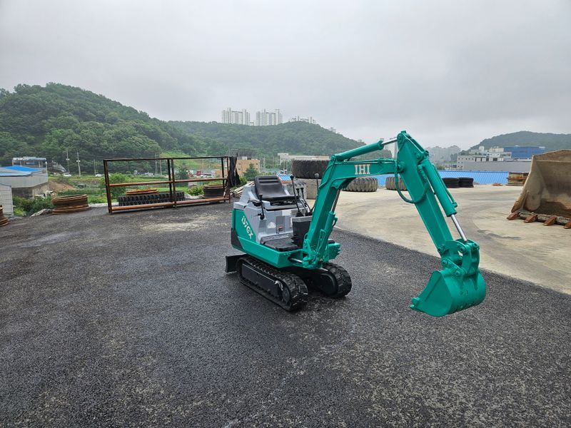 김환성님의 장터 판매 상품 [소형미니굴삭기 IHI IS7GX (0.8톤급)] 첨부 사진