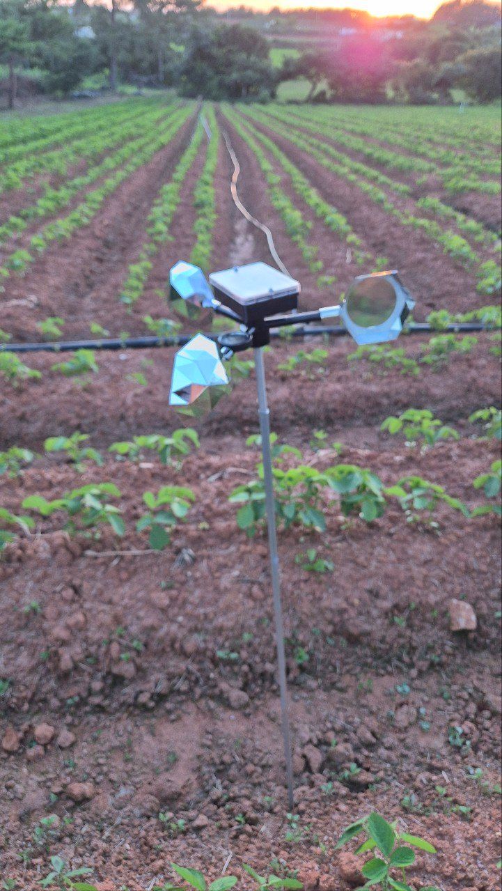 전순덕.동신유통님의 장터 판매 상품 [태양광 조류 퇴치기] 첨부 사진