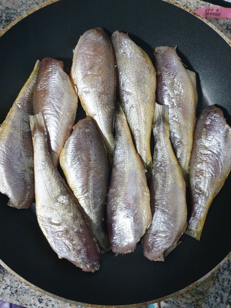 매일굴비센타 님의 장터 판매 상품 [손질조기 1키로 22미에서23미내외] 첨부 사진