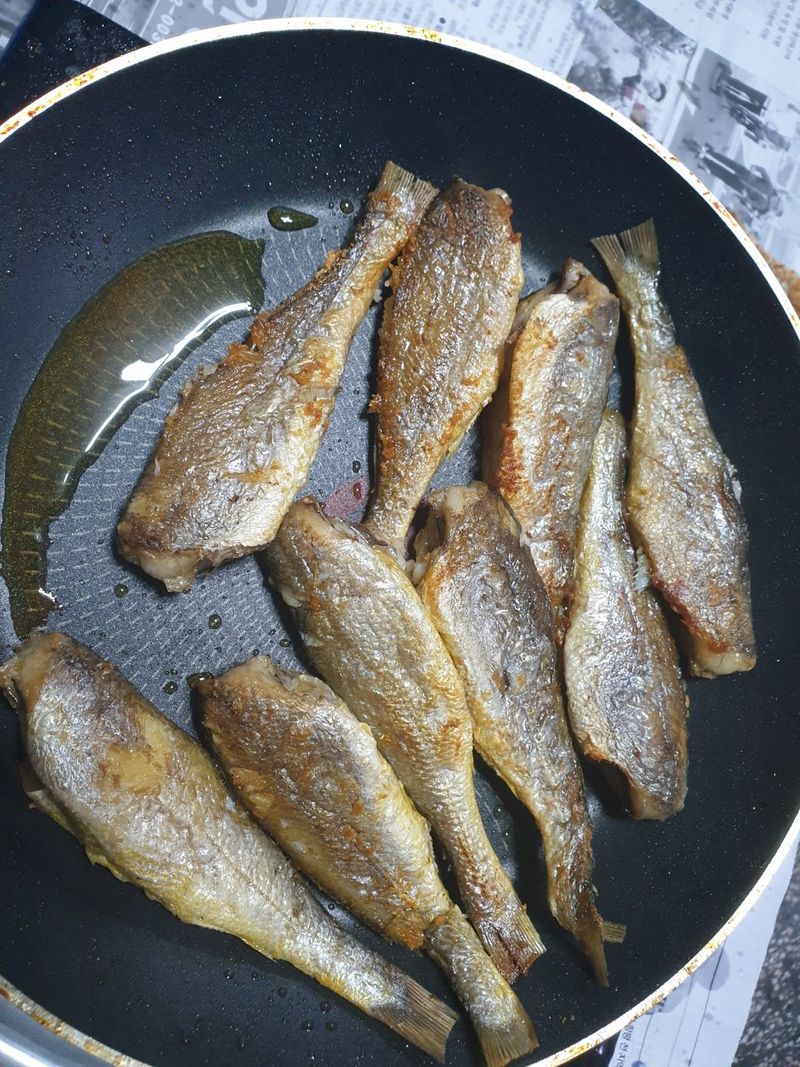 매일굴비센타 님의 장터 판매 상품 [손질조기 1키로 22미에서23미내외] 첨부 사진