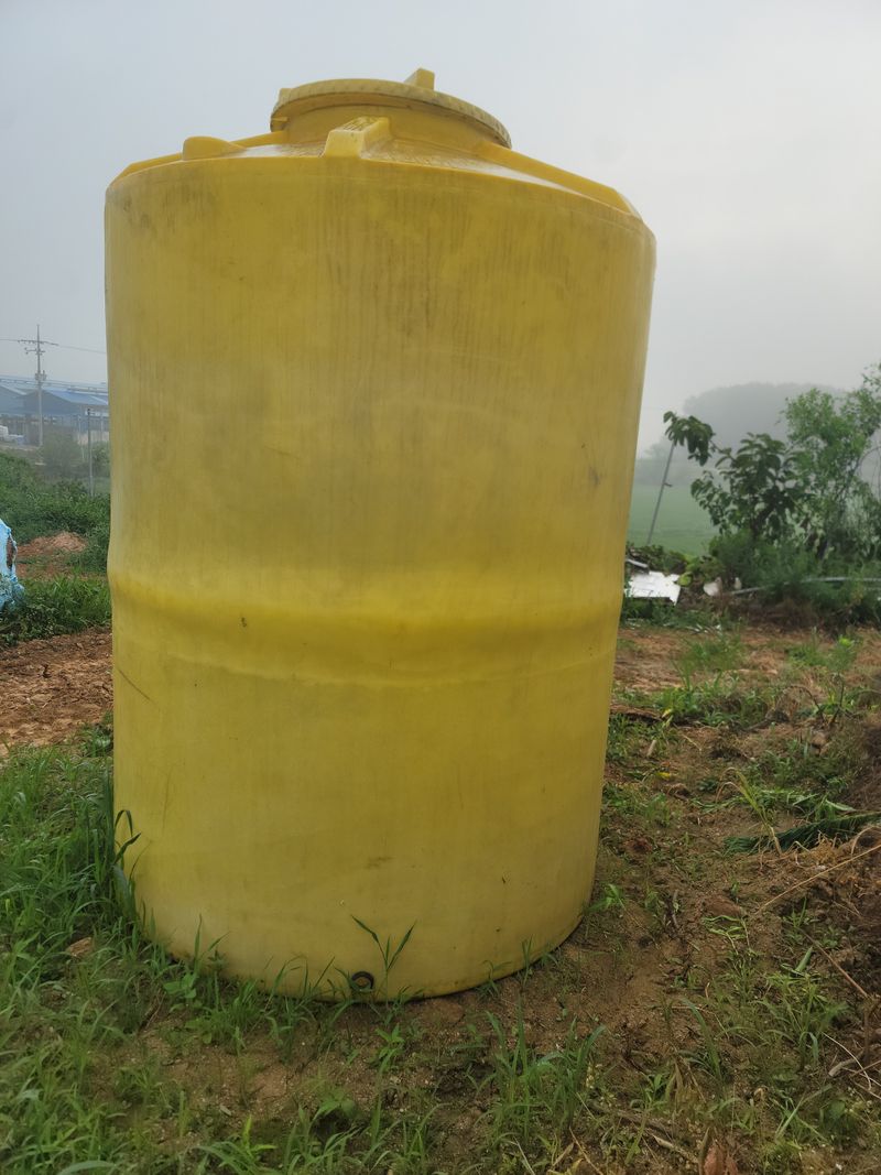 황금알대박농원!님의 장터 판매 상품 [물통  3,4톤 1톤 ] 첨부 사진