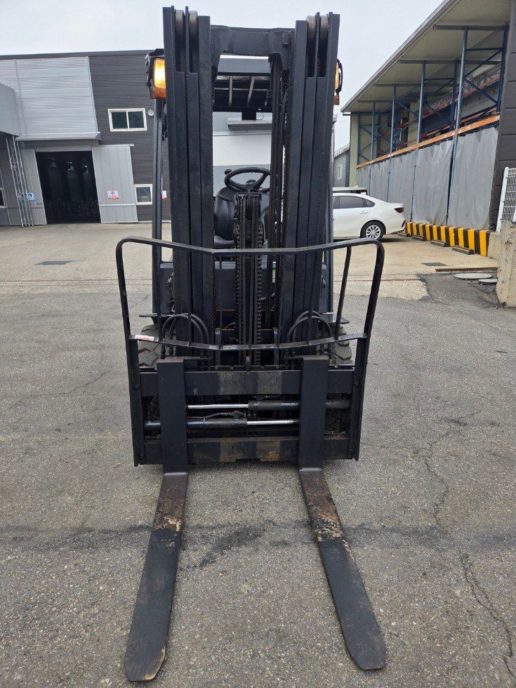 한효진님의 장터 판매 상품 [두산 3톤 3단 자동발 디젤지게차] 첨부 사진