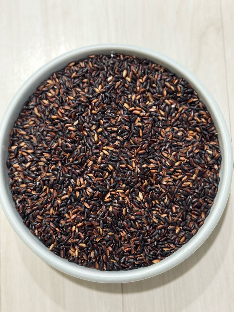 장터 상품 [2025년 햅쌀 햇 찰흑미1kg] 썸네일