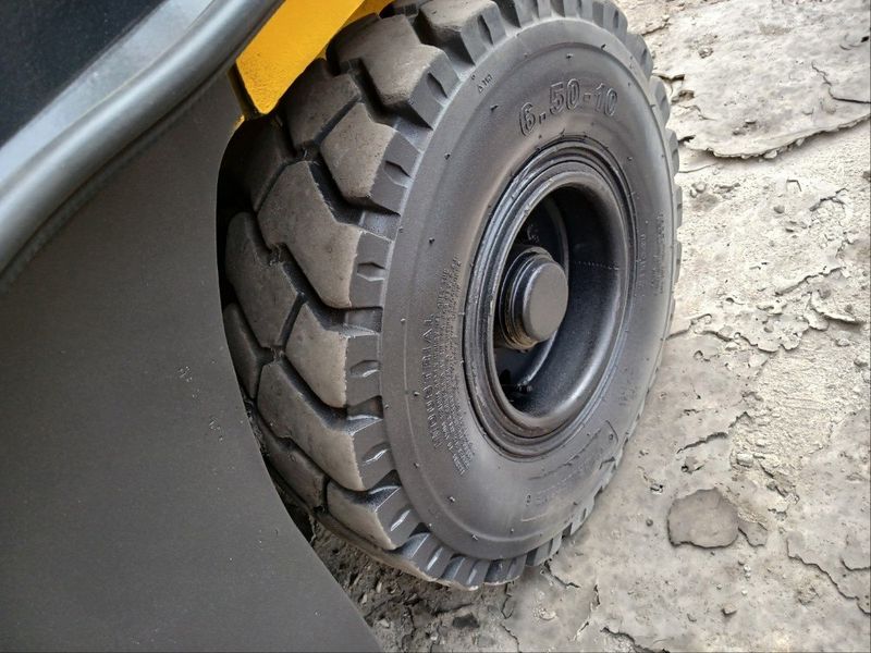 한효진님의 장터 판매 상품 [두산 3톤 3단마스트 디젤 중고지게차 ] 첨부 사진