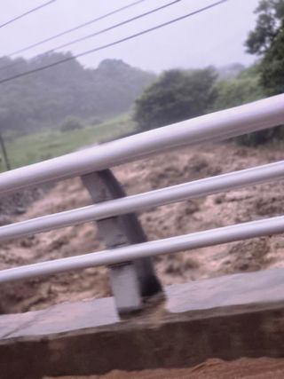 판넬공작사님의 🌦 폭우 피해, 농민 분들 괜찮으신가요? 서로 위로의 말 나눠요 🤝 · 참여글 작성글 사진