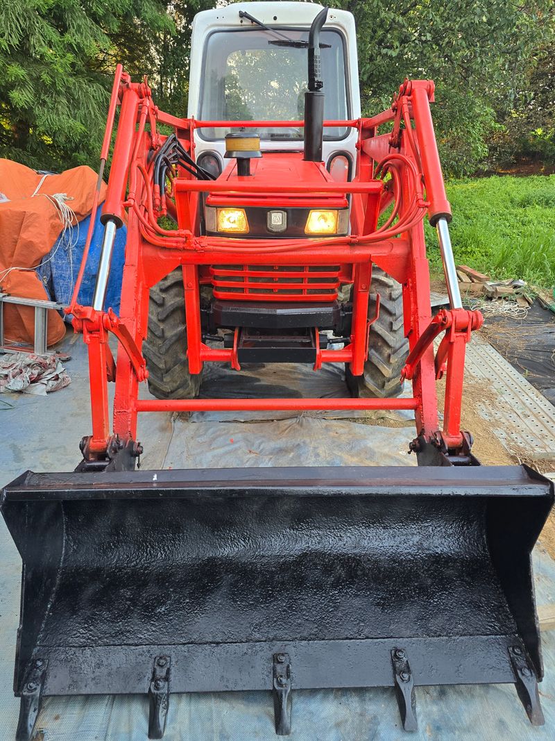 장터 상품 [대동43마력트렉타 판매합니다 거래완료되었습니다 감사합니다 ] 썸네일