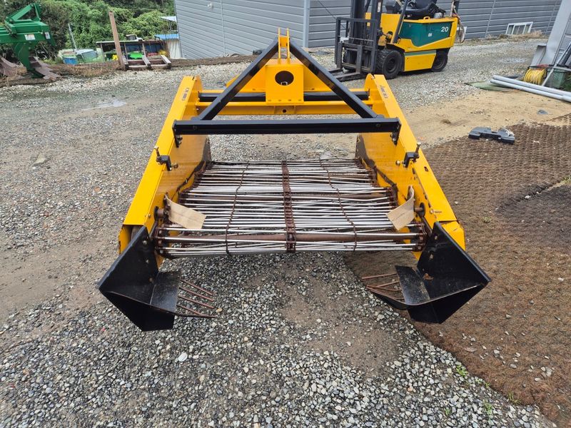 일개미(4454)님의 장터 판매 상품 [트랙터용땅속작물수확기] 첨부 사진