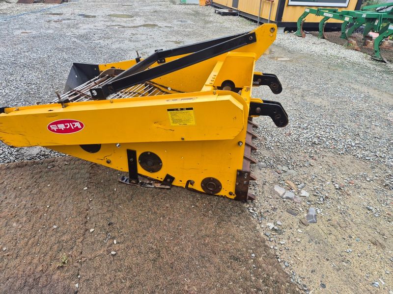 일개미(4454)님의 장터 판매 상품 [트랙터용땅속작물수확기] 첨부 사진