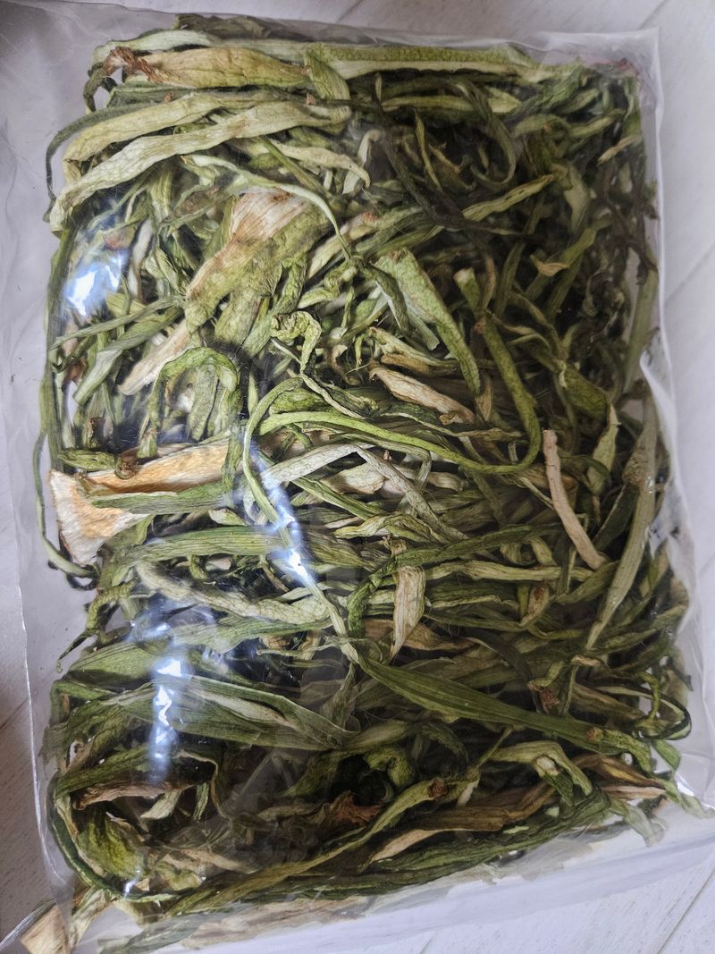 대봉매실 인생이막님의 장터 판매 상품 [햇 건토란대 200g ] 첨부 사진