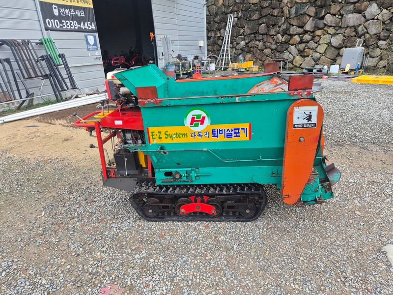 일개미(4454)님의 장터 판매 상품 [종합농기계퇴비살포기] 첨부 사진