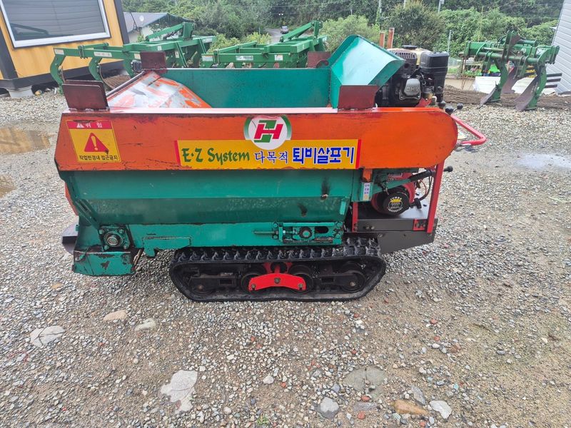 일개미(4454)님의 장터 판매 상품 [종합농기계퇴비살포기] 첨부 사진