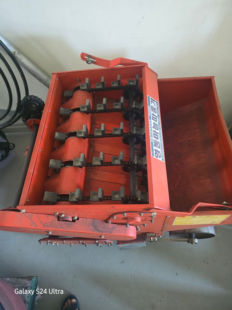 대왕소나무님의 장터 판매 상품 [영동마늘파종기] 첨부 사진