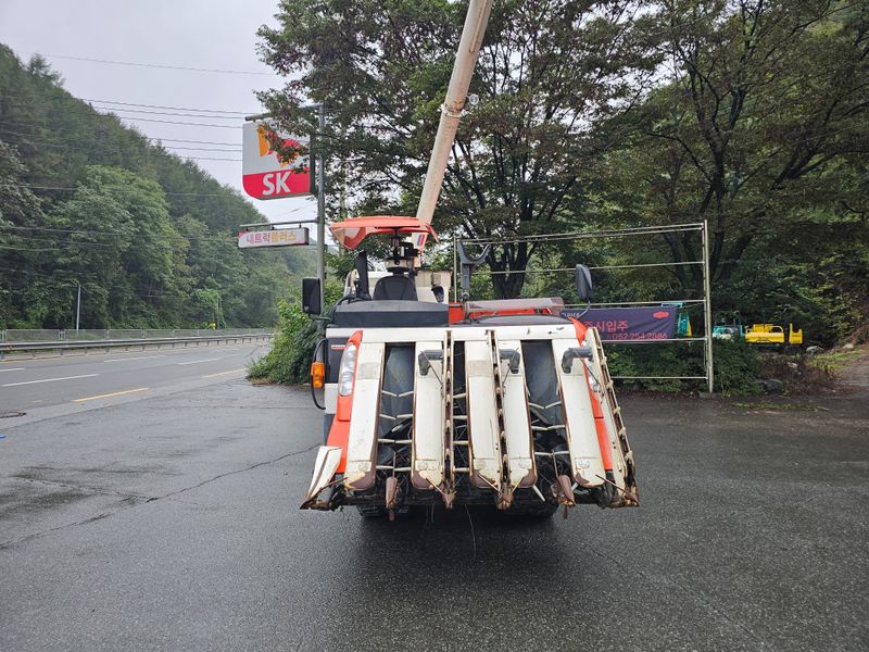 김호한님의 장터 판매 상품 [5조콤바인 임대매매] 첨부 사진