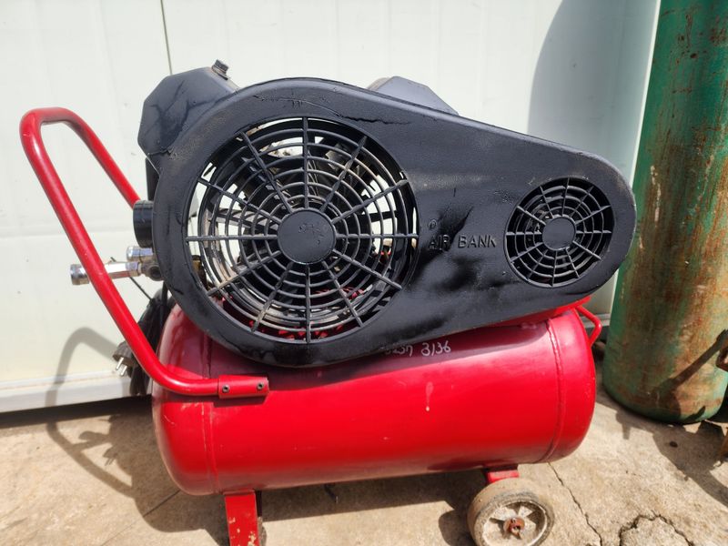 수리남3님의 장터 판매 상품 [에어뱅크 콤프레샤 단상220볼트] 첨부 사진