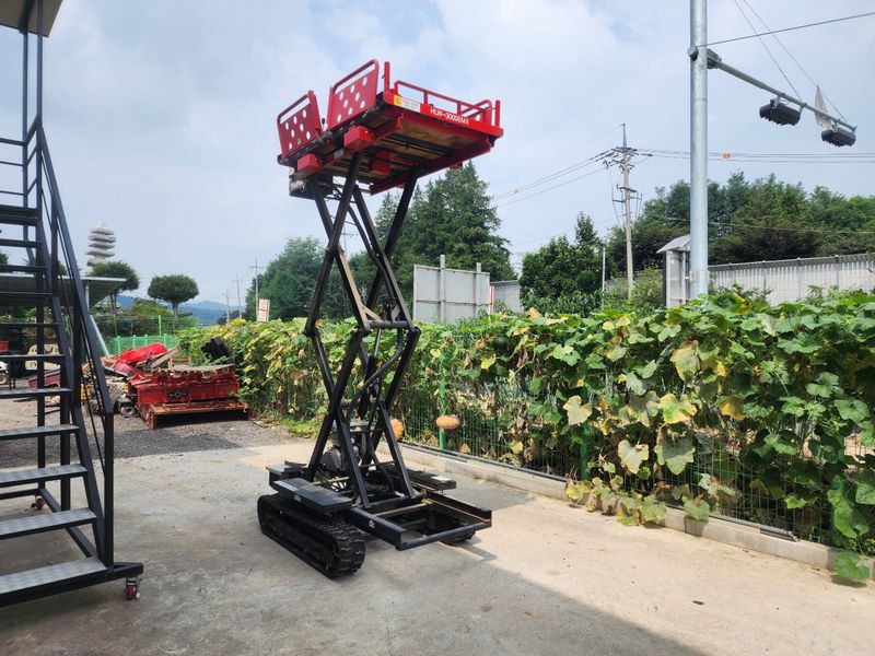 수리남3님의 장터 판매 상품 [엔진고소작업차 소형 신품급] 첨부 사진