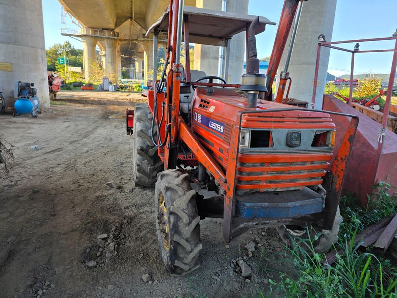 최도윤(중고농기계)님의 장터 판매 상품 [대동트렉터 3503판매합니다] 첨부 사진