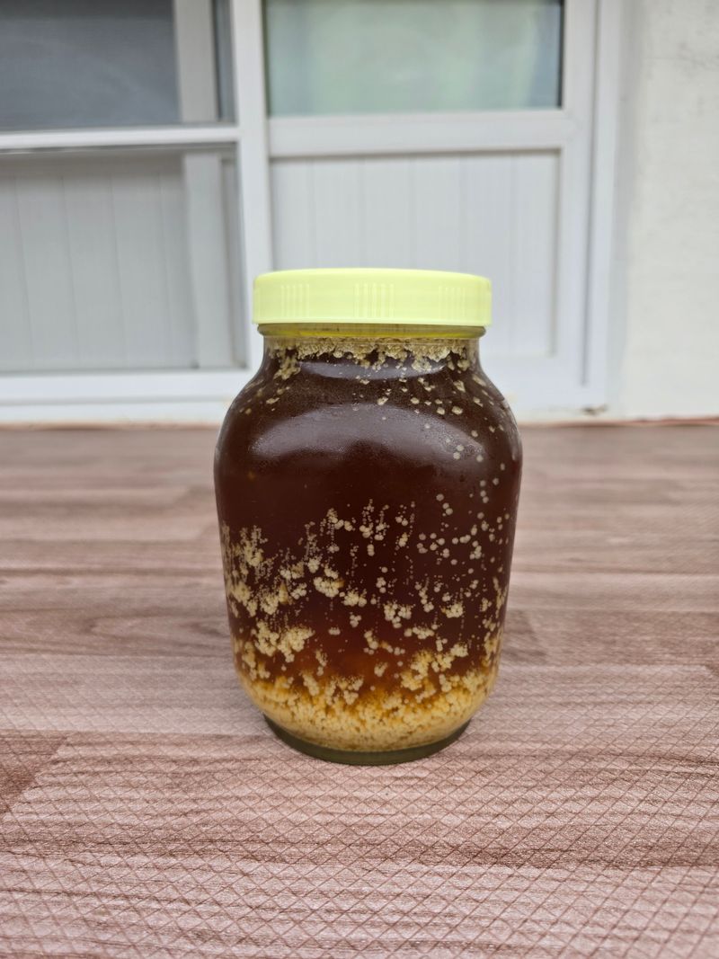 장터 상품 [토종꿀2.4kg] 썸네일