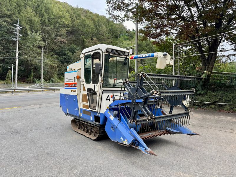 범서님의 장터 판매 상품 [범용콤바인 콩콤바인 iseki] 첨부 사진