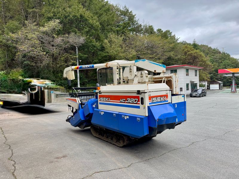 범서님의 장터 판매 상품 [범용콤바인 콩콤바인 iseki] 첨부 사진