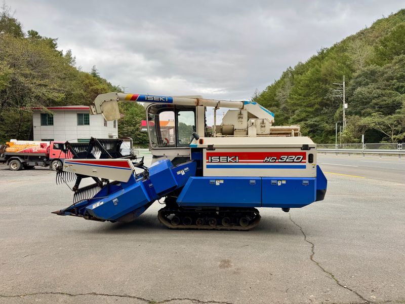 범서님의 장터 판매 상품 [범용콤바인 콩콤바인 iseki] 첨부 사진