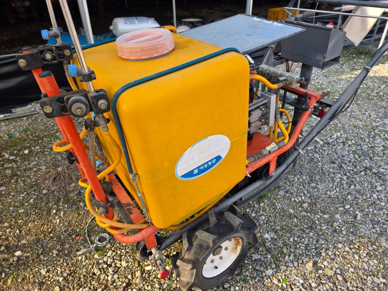 장터 상품 [아성정공 자주식 보행 스프레이어. 판매합니다.] 썸네일