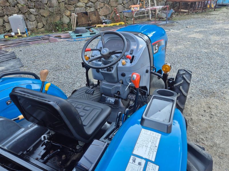 일개미(4454)님의 장터 판매 상품 [LS엠트론XR4155트랙터] 첨부 사진